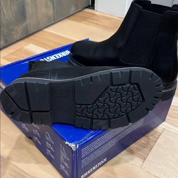 Birkenstock Black Leather Ankle Boots - NIB - Picture 11 of 12